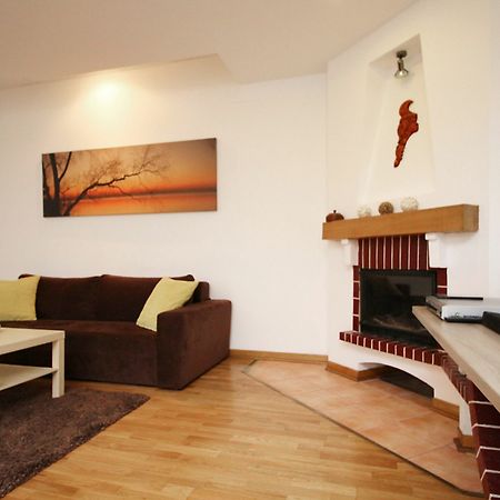 Central Villa Bucarest Esterno foto